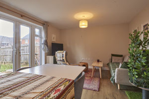 Lounge Diner- click for photo gallery